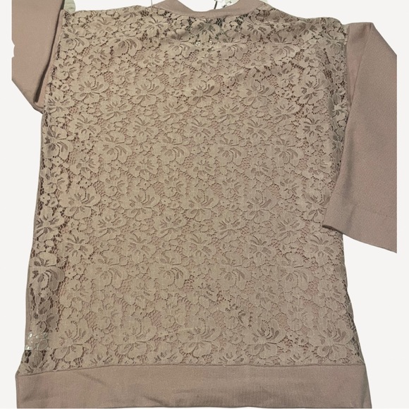 Floral Lace Sheer Back Detail Top in Blush color, S-M-L - Picture 2 of 5